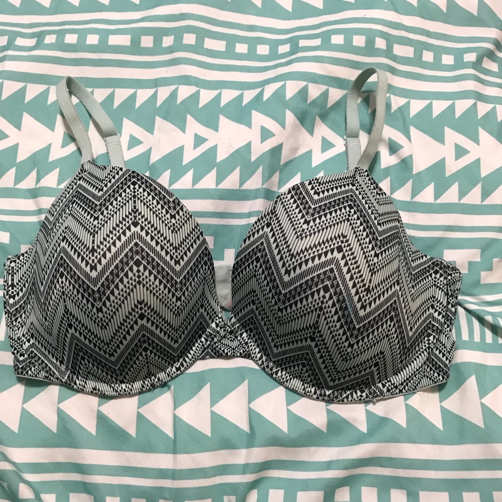VS PINK Wear everywhere bra